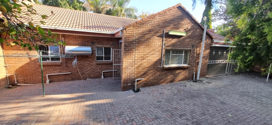 4 Bedroom Property for Sale in Elandsrand North West